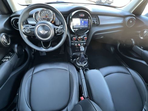 Used 2015 MINI Cooper 4-Door Hardtop image 20
