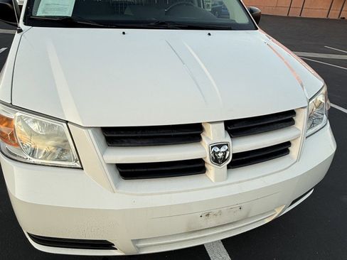 Used 2009 Dodge Grand Caravan image 6
