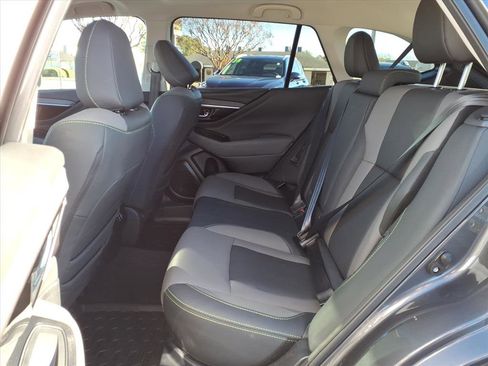 Certified 2025 Subaru Outback Onyx Edition w/ Popular Package #2 image 7