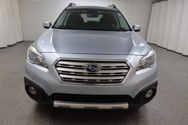 Used 2017 Subaru Outback 3.6R Limited AWD/4WD image 2