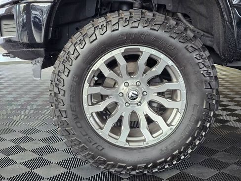 Used 2018 Ford F150 XLT w/ Equipment Group 302A Luxury image 11