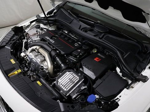 Certified 2025 Mercedes-Benz GLA 35 AMG 4MATIC image 39