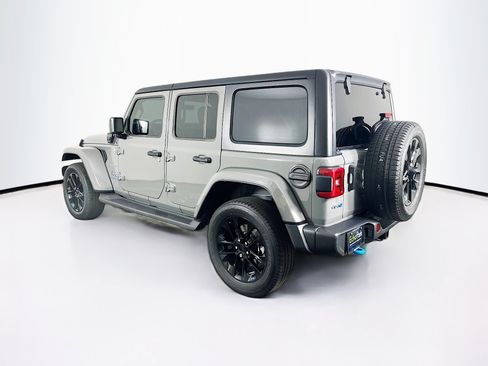 Used 2023 Jeep Wrangler Unlimited Sahara AWD/4WD image 5