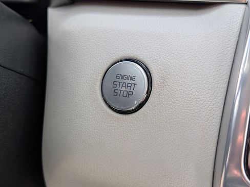 Certified 2023 Kia Sorento SX Prestige AWD/4WD image 16