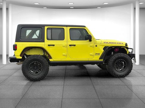 Used 2023 Jeep Wrangler Unlimited Rubicon w/ Cold Weather Group image 8