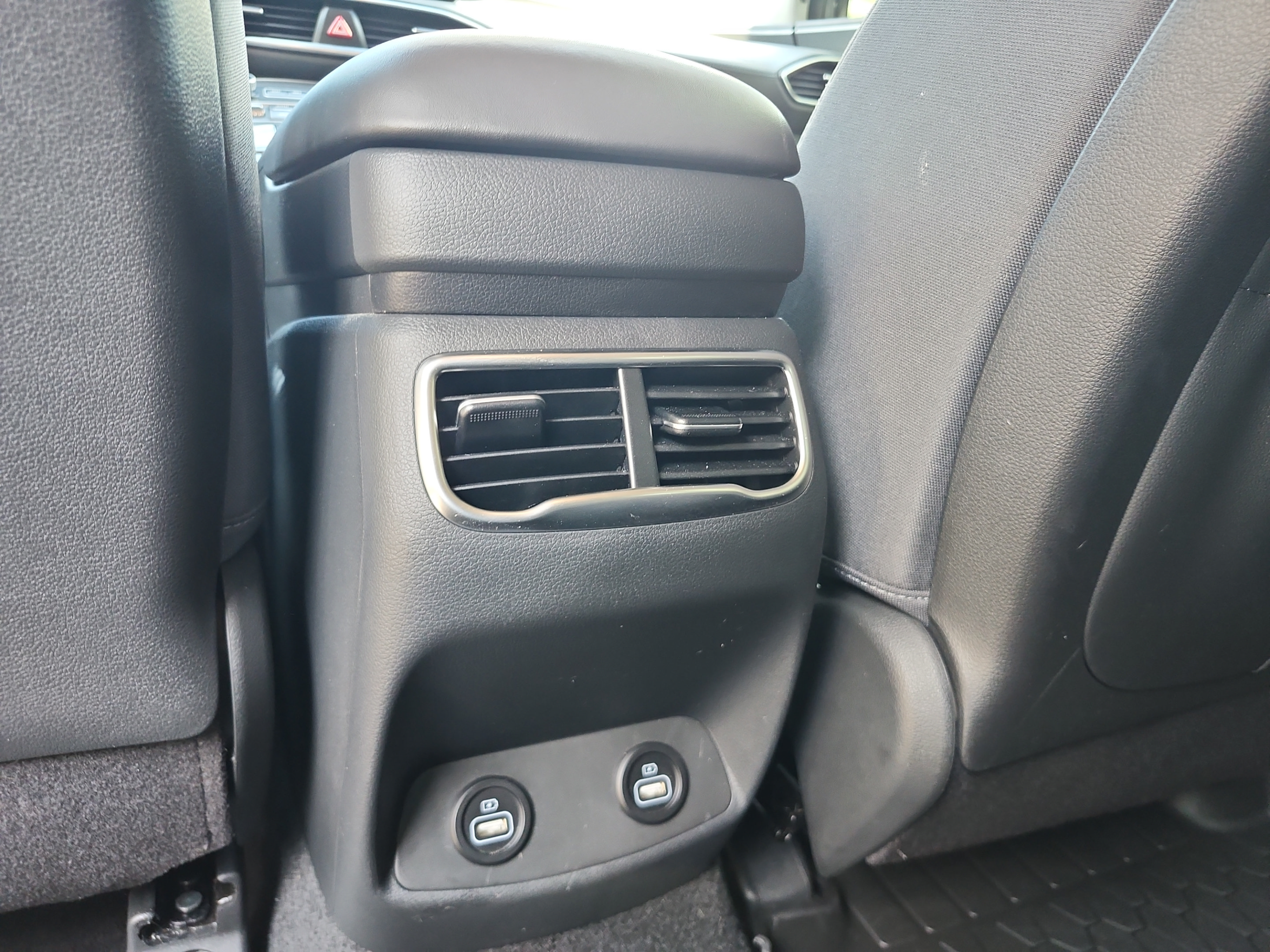 Certified 2023 Hyundai Santa Fe SEL FWD image 18