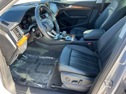 Certified 2023 Audi Q5 2.0T Premium Plus w/ Premium Plus Package image 9