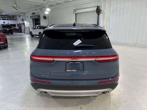 New 2026 Lincoln Corsair Reserve image 27