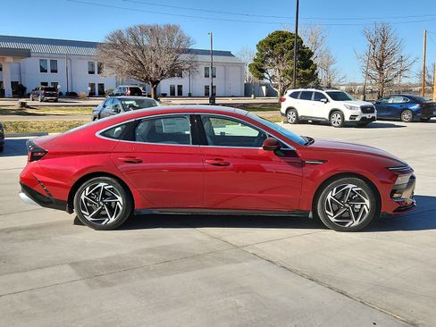 New 2024 Hyundai Sonata SEL w/ Convenience Package FWD image 5