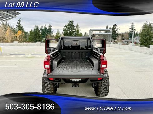 Used 2021 Jeep Gladiator Rubicon w/ Trailer Tow Package AWD/4WD image 22
