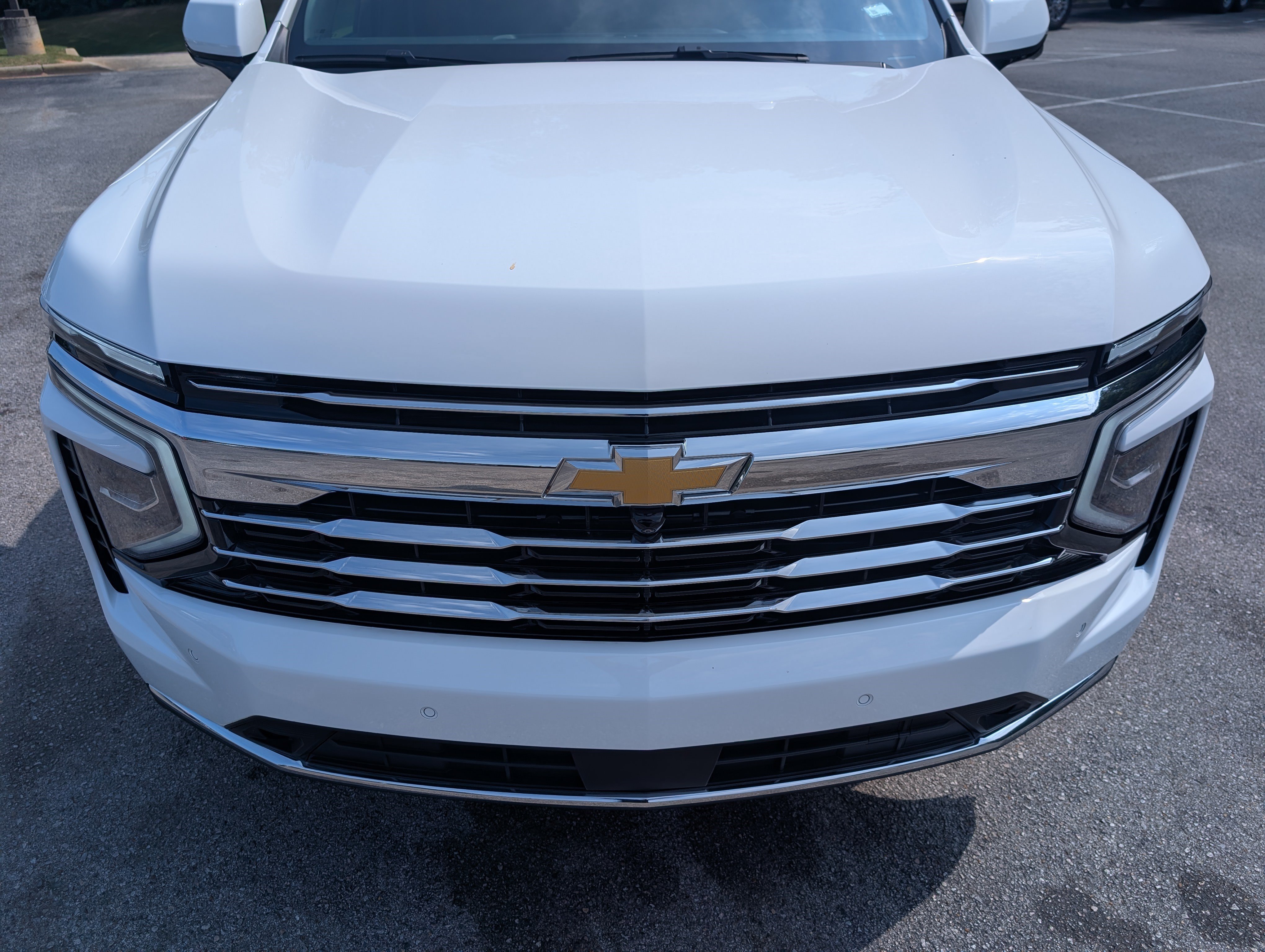 Used 2026 Chevrolet Tahoe LT w/ Comfort Package AWD/4WD image 12