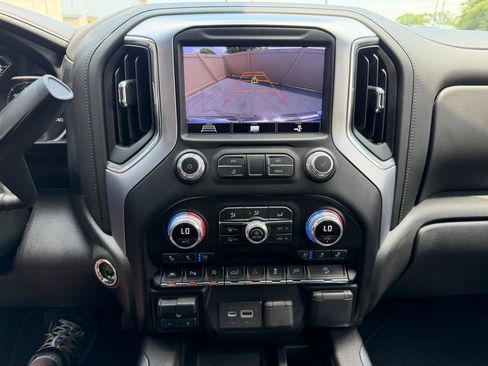 Used 2020 GMC Sierra 1500 SLT w/ SLT Premium Plus Package AWD/4WD image 18