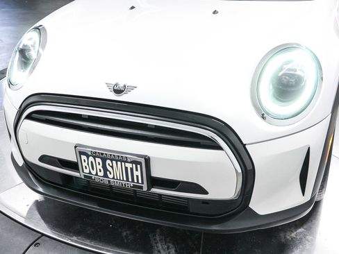 Certified 2023 MINI Cooper 2-Door Hardtop image 11