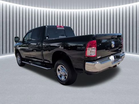 Used 2024 RAM 2500 Tradesman w/ Chrome Appearance Group AWD/4WD image 8