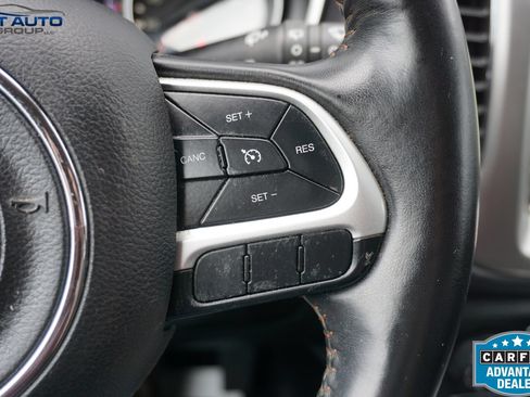 Used 2018 Jeep Compass Latitude w/ Popular Equipment Group AWD/4WD image 41