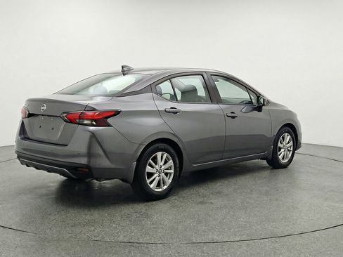 Used 2025 Nissan Versa SV FWD image 9