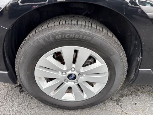 Used 2019 Subaru Outback 2.5i Premium image 15