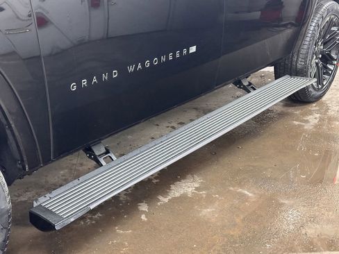 New 2026 Jeep Grand Wagoneer L Limited image 18