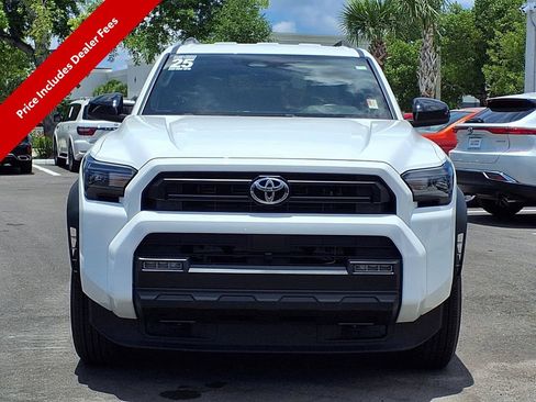 Used 2025 Toyota 4Runner SR5 AWD/4WD image 2