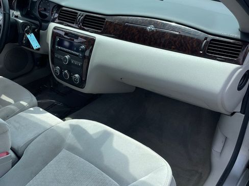 Used 2013 Chevrolet Impala LS FWD image 20