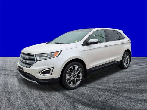 Certified 2018 Ford Edge Titanium w/ Equipment Group 301A image 8