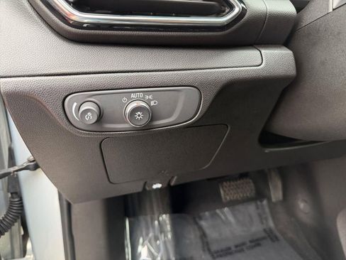 Used 2023 Chevrolet Bolt EUV Premier w/ Sun & Sound Package image 21