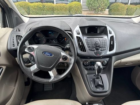 Used 2016 Ford Transit Connect Titanium FWD image 5