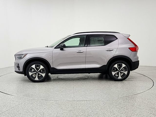 New 2026 Volvo XC40 B5 Plus w/ Protection Package Premier AWD/4WD image 8