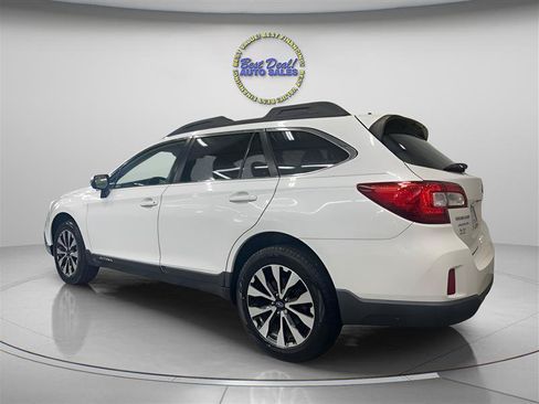 Used 2016 Subaru Outback 3.6R Limited AWD/4WD image 3