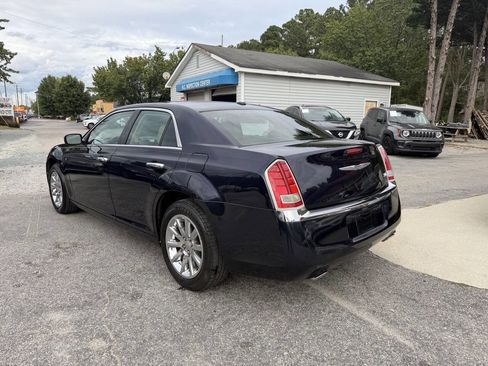 Used 2012 Chrysler 300 Limited image 4