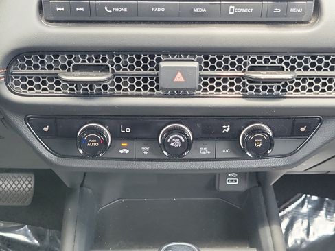 Certified 2024 Honda HR-V Sport image 13
