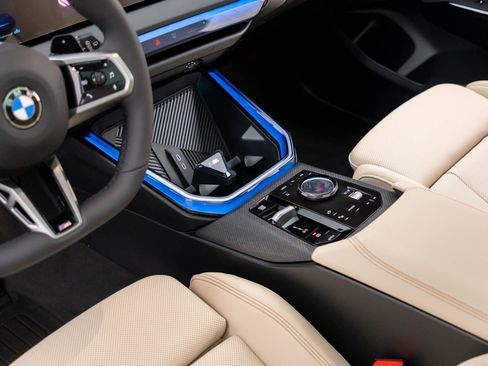 New 2026 BMW X3 xDrive30 w/ Premium Package AWD/4WD image 13