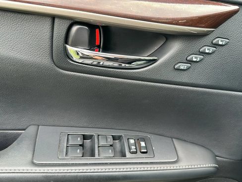 Used 2013 Lexus ES 350 FWD image 44