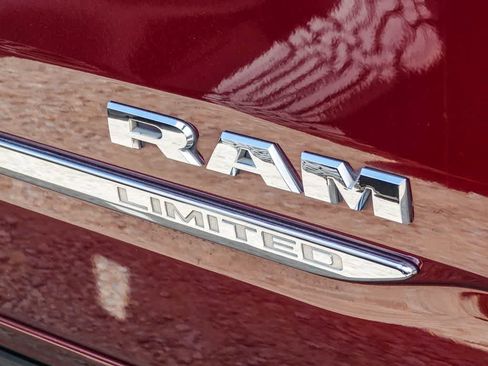 Used 2019 RAM 1500 Limited AWD/4WD image 8