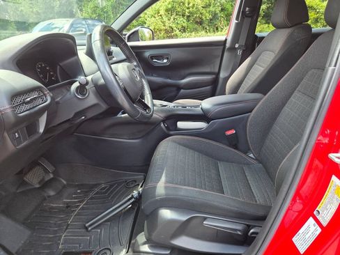 Used 2023 Honda HR-V Sport image 5