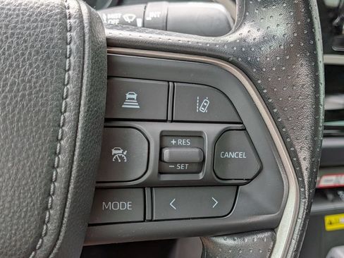 Used 2025 Toyota Tundra SR5 w/ SR5 Convenience Package AWD/4WD image 28