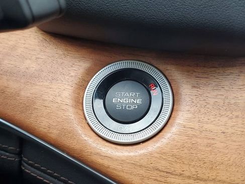 Used 2023 Jeep Grand Cherokee L Summit image 25