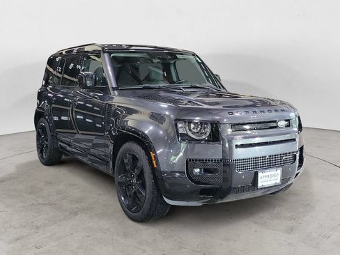 Used 2023 Land Rover Defender 110 X-Dynamic SE AWD/4WD image 7