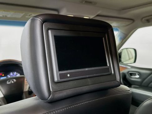 Used 2016 INFINITI QX80 4WD w/ Deluxe Technology Package image 30