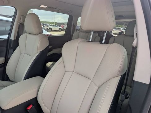 Certified 2026 Subaru Ascent Limited AWD/4WD image 10