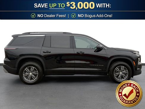 Used 2026 Chevrolet Traverse LT image 8