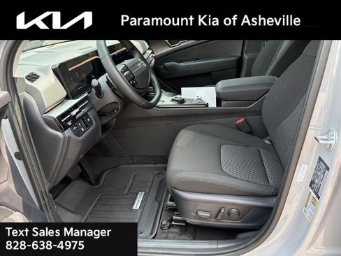 New 2026 Kia Sportage S image 16