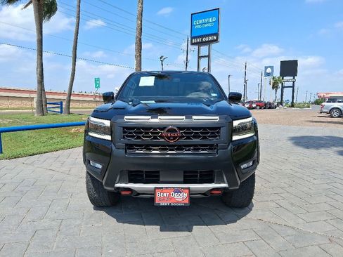 Used 2025 Nissan Frontier PRO-4X w/ Pro Premium Package AWD/4WD image 2