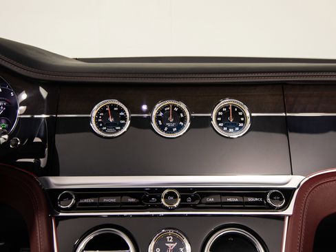 Used 2023 Bentley Continental GT S AWD/4WD image 44
