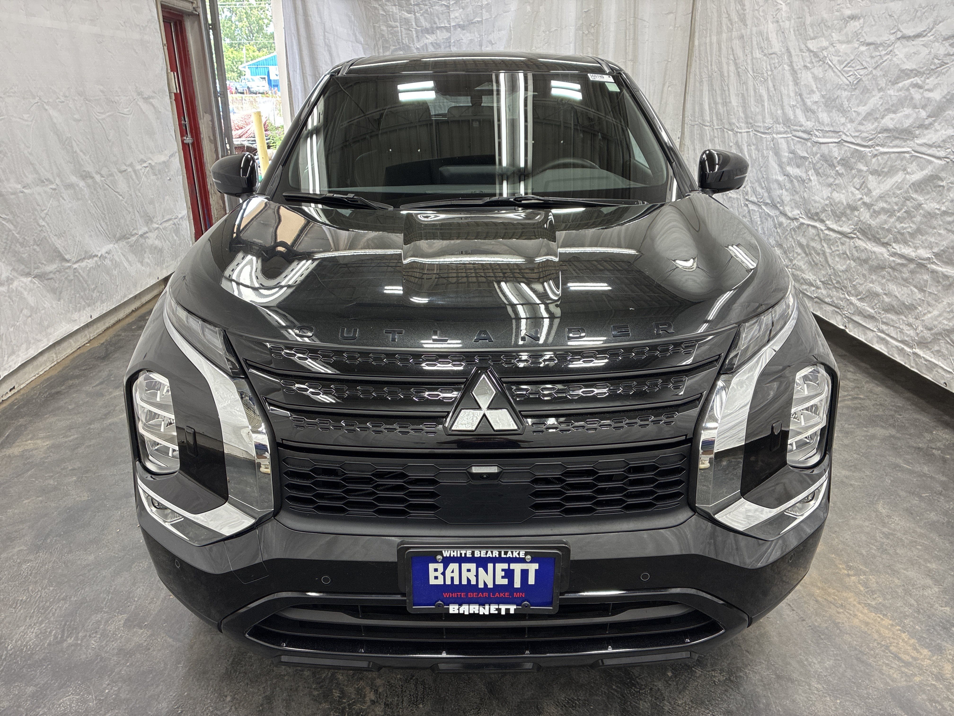Used 2023 Mitsubishi Outlander SE Black Edition AWD/4WD image 5