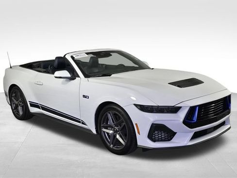 Certified 2025 Ford Mustang GT Premium RWD image 36