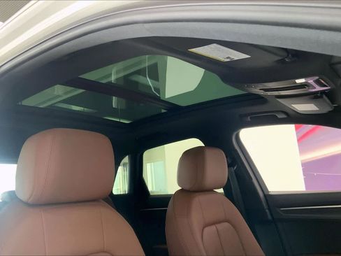 Used 2021 Audi Q3 2.0T Premium w/ Convenience Package image 28