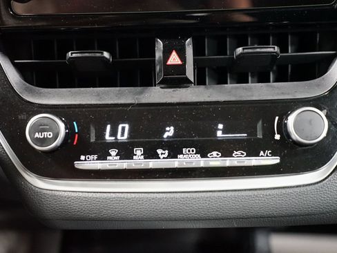 Used 2024 Toyota Corolla LE FWD image 20