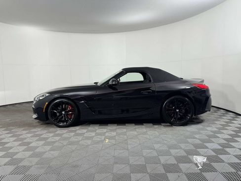 Used 2025 BMW Z4 M40i w/ Edition RWD image 11