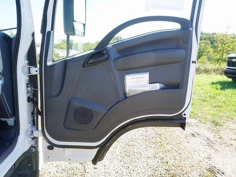 New 2025 Chevrolet Low Cab Forward RWD image 23